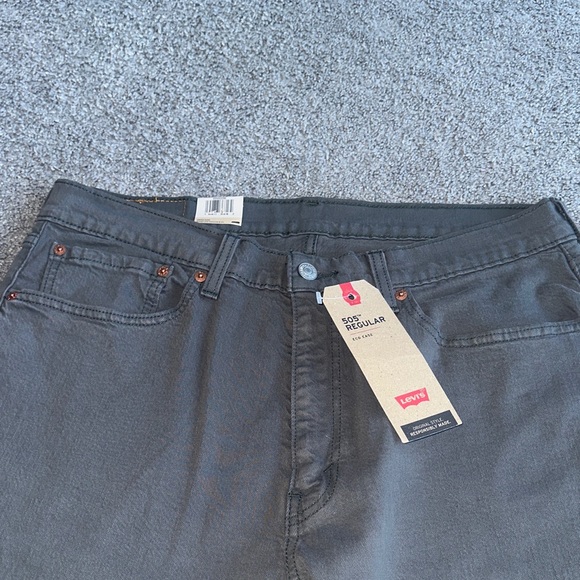 Levi's Men's Slate Slim Straight Jeans - Picture 2 of 4